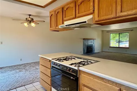 Kitchen - 4755 Egret Ln, Paso Robles, CA 93446 photo 4 of 4