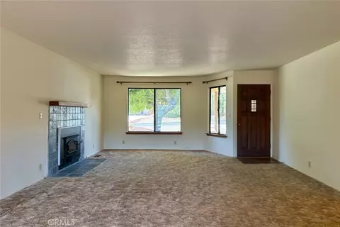 Living - 4755 Egret Ln, Paso Robles, CA 93446 photo 1 of 3