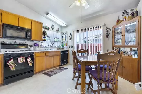 Kitchen - 1318 Oleander Ln, Paso Robles, CA 93446 photo 1 of 3