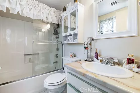 Bath - 1318 Oleander Ln, Paso Robles, CA 93446 photo 1 of 2
