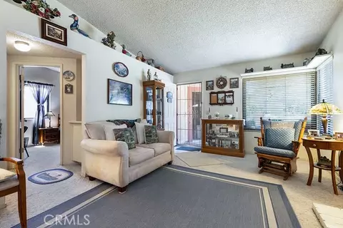 Living - 1318 Oleander Ln, Paso Robles, CA 93446 photo 3 of 4