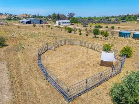 Exterior - 7865 Airport, Paso Robles, CA 93446 photo 13 of 13