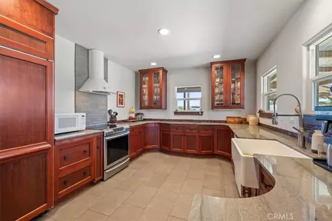 Kitchen - 7865 Airport, Paso Robles, CA 93446 photo 2 of 7