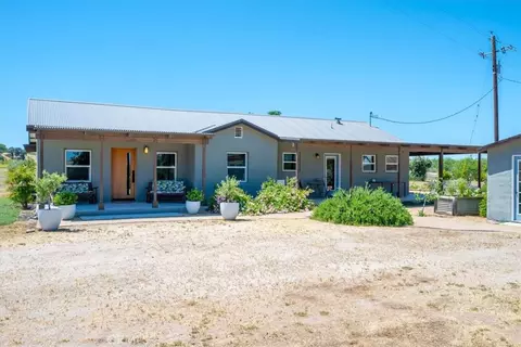 Exterior - 7865 Airport, Paso Robles, CA 93446 photo 1 of 13