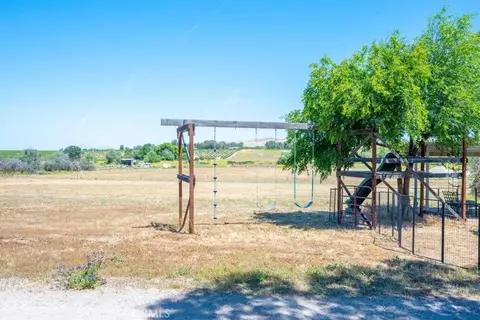 Exterior - 7865 Airport, Paso Robles, CA 93446 photo 10 of 13