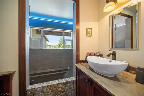 Bath - 7865 Airport, Paso Robles, CA 93446 photo 2 of 5
