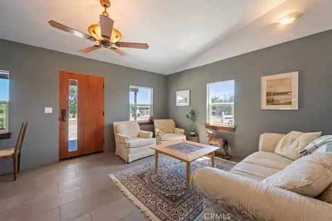 Living - 7865 Airport, Paso Robles, CA 93446 photo 2 of 3