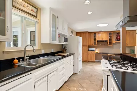 Kitchen - 7280 Valle, Atascadero, CA 93422 photo 3 of 3