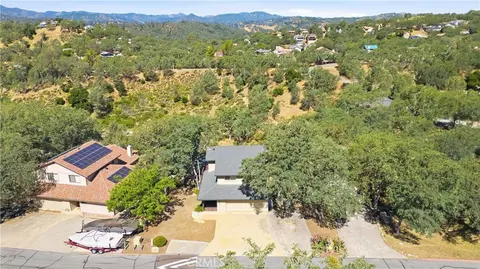 View/Area - 2515 Shoreline, Bradley, CA 93426 photo 2 of 8