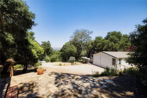 13615 Old Morro Rd, Atascadero, CA 93422 photo 2