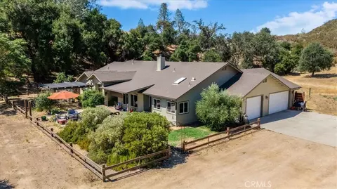 1575 Parkhill Rd, Santa Margarita, CA 93453