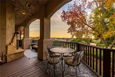 Exterior - 5415 Fairhills, Paso Robles, CA 93446 photo 10 of 31