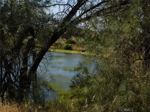 7878 Odonovan Rd, Creston, CA 93432 photo 2