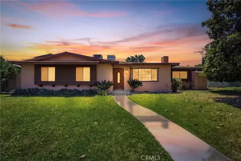 1001 White Ln, Bakersfield, CA 93307