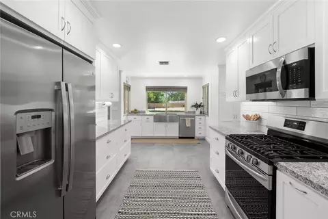 Kitchen - 2385 Larkfield Pl, Paso Robles, CA 93446 photo 3 of 3