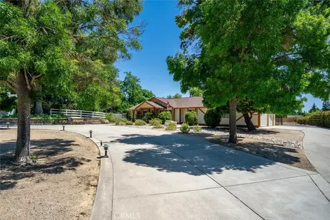 Exterior - 2385 Larkfield Pl, Paso Robles, CA 93446 photo 6 of 20