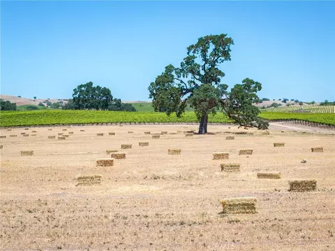 Other - 5275 Camp 8 Rd, Paso Robles, CA 93446 photo 2 of 21