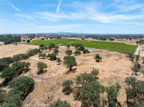 View/Area - 5275 Camp 8 Rd, Paso Robles, CA 93446 photo 7 of 15