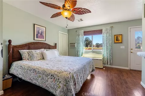 Bedroom - 5275 Camp 8 Rd, Paso Robles, CA 93446 photo 5 of 7