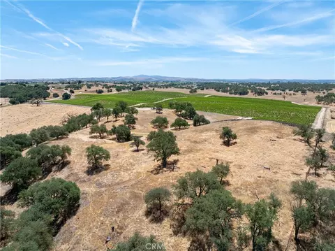 View/Area - 5275 Camp 8 Rd, Paso Robles, CA 93446 photo 7 of 17