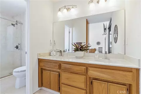 Bath - 940 Moody Ct, Paso Robles, CA 93446 photo 3 of 4