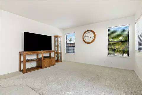 Living - 940 Moody Ct, Paso Robles, CA 93446 photo 6 of 7