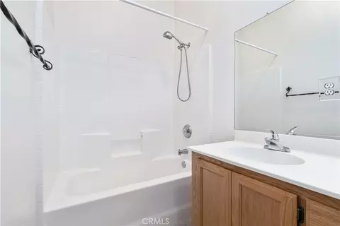 Bath - 503 Turtle Crk, Paso Robles, CA 93446 photo 1 of 2