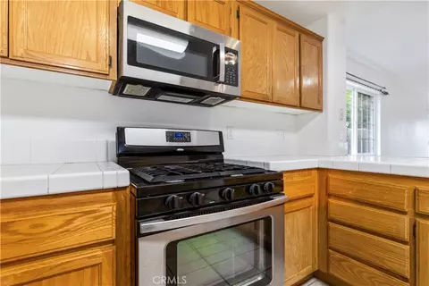 Kitchen - 503 Turtle Crk, Paso Robles, CA 93446 photo 2 of 3