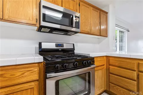 Kitchen - 503 Turtle Crk, Paso Robles, CA 93446 photo 2 of 3