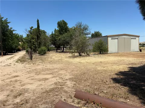 Exterior - 370 Cholame St, Shandon, CA 93461 photo 6 of 9