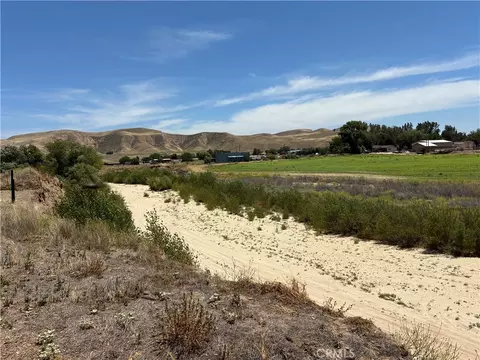 Other - 370 Cholame St, Shandon, CA 93461 photo 2 of 9