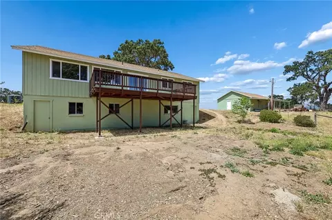 Exterior - 335 Phillips, Templeton, CA 93465 photo 3 of 8