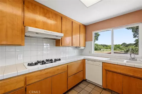 Kitchen - 335 Phillips, Templeton, CA 93465 photo 4 of 4