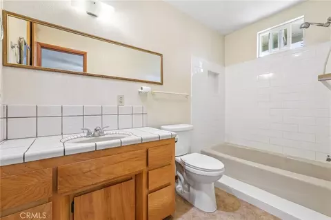 Bath - 335 Phillips, Templeton, CA 93465 photo 1 of 2
