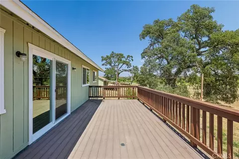 Exterior - 335 Phillips, Templeton, CA 93465 photo 7 of 9