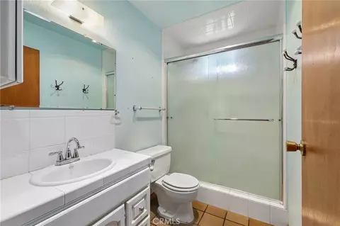Bath - 335 Phillips, Templeton, CA 93465 photo 2 of 2