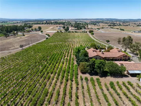 175 White Hawk, Templeton, CA 93465 photo 33
