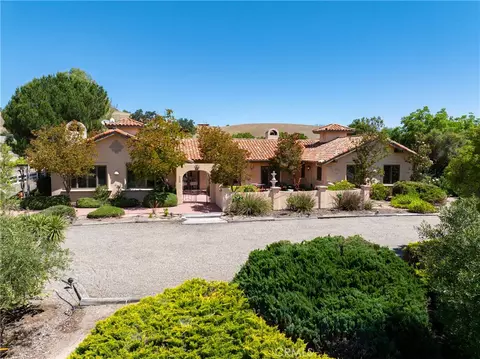 175 White Hawk, Templeton, CA 93465 photo 27