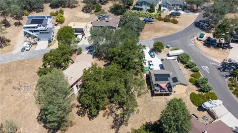 2872 Saddle Way, Bradley, CA 93426 photo 13