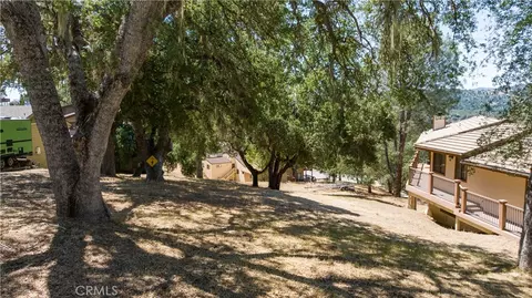 2872 Saddle Way, Bradley, CA 93426 photo 3