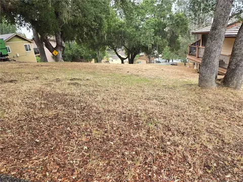 2872 Saddle Way, Bradley, CA 93426 photo 8