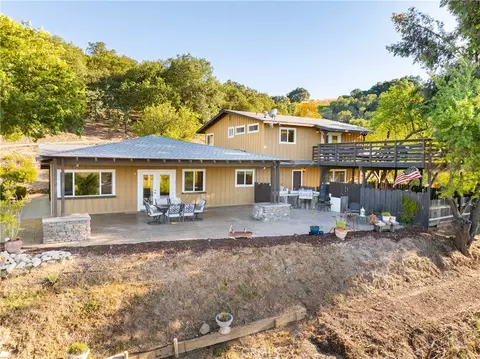 Exterior - 1745 Adelaida, Paso Robles, CA 93446 photo 18 of 29