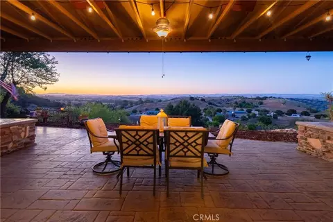 1745 Adelaida, Paso Robles, CA 93446
