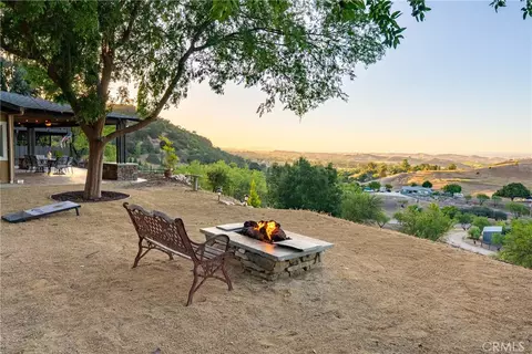 Exterior - 1745 Adelaida, Paso Robles, CA 93446 photo 16 of 29
