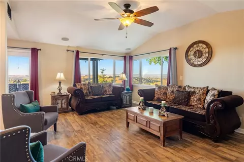 Living - 1745 Adelaida, Paso Robles, CA 93446 photo 1 of 2