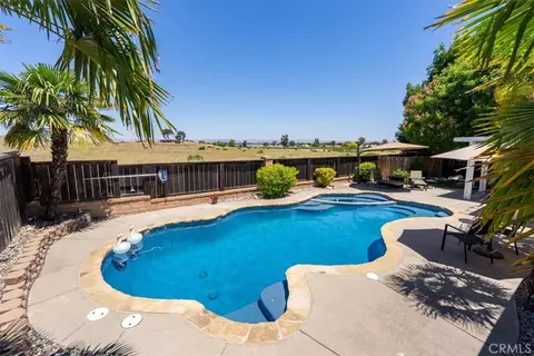 Exterior - 721 Lenox Ct, Paso Robles, CA 93446 photo 3 of 8
