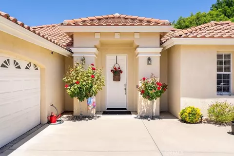 Exterior - 721 Lenox Ct, Paso Robles, CA 93446 photo 4 of 8