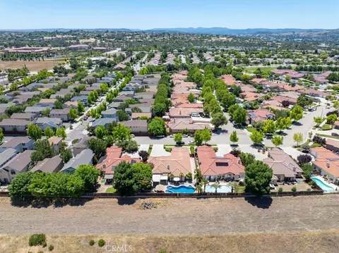 View/Area - 721 Lenox Ct, Paso Robles, CA 93446 photo 5 of 5