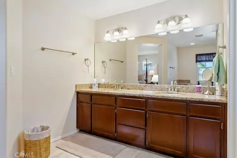 Bath - 721 Lenox Ct, Paso Robles, CA 93446 photo 2 of 4
