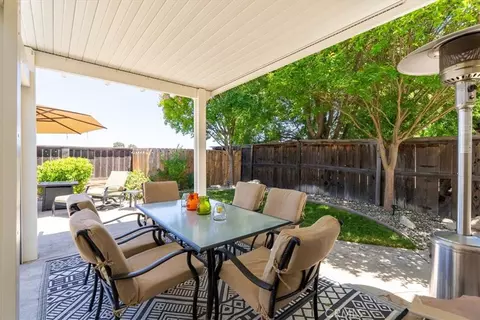 Exterior - 721 Lenox Ct, Paso Robles, CA 93446 photo 5 of 8